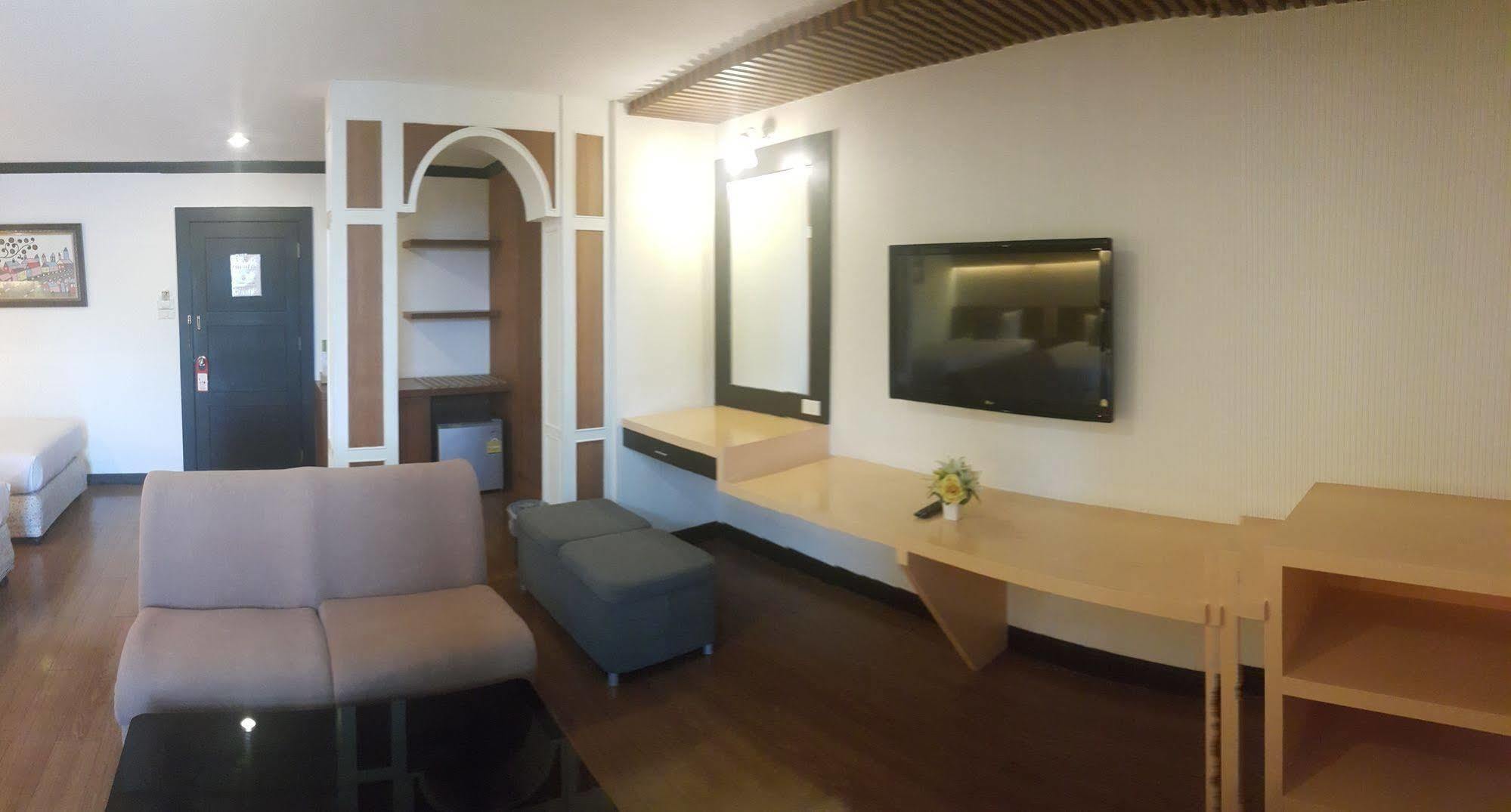 Windmill Resort Hotel Pattaja Kültér fotó