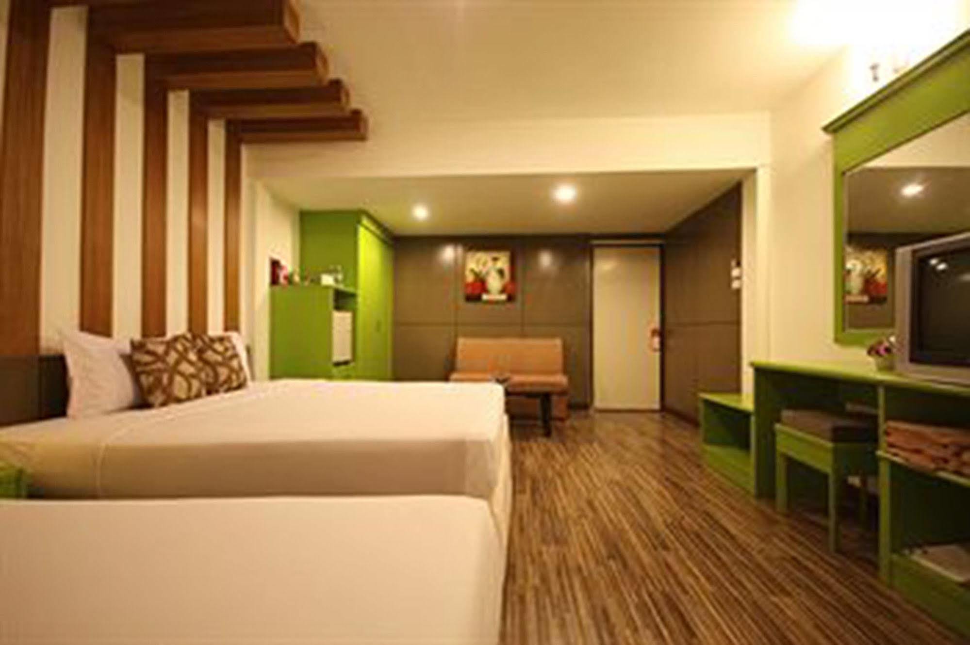 Windmill Resort Hotel Pattaja Kültér fotó