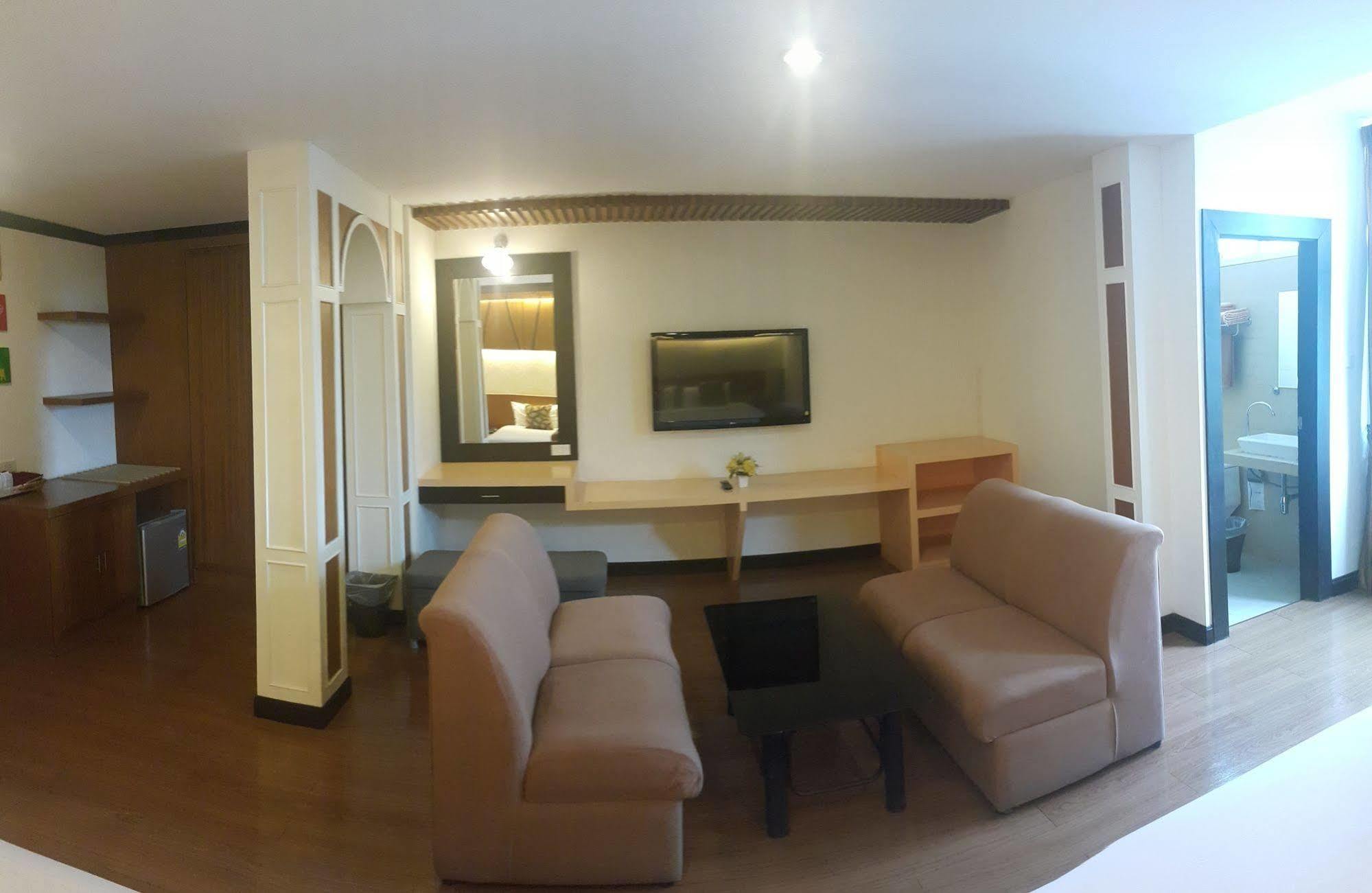 Windmill Resort Hotel Pattaja Kültér fotó