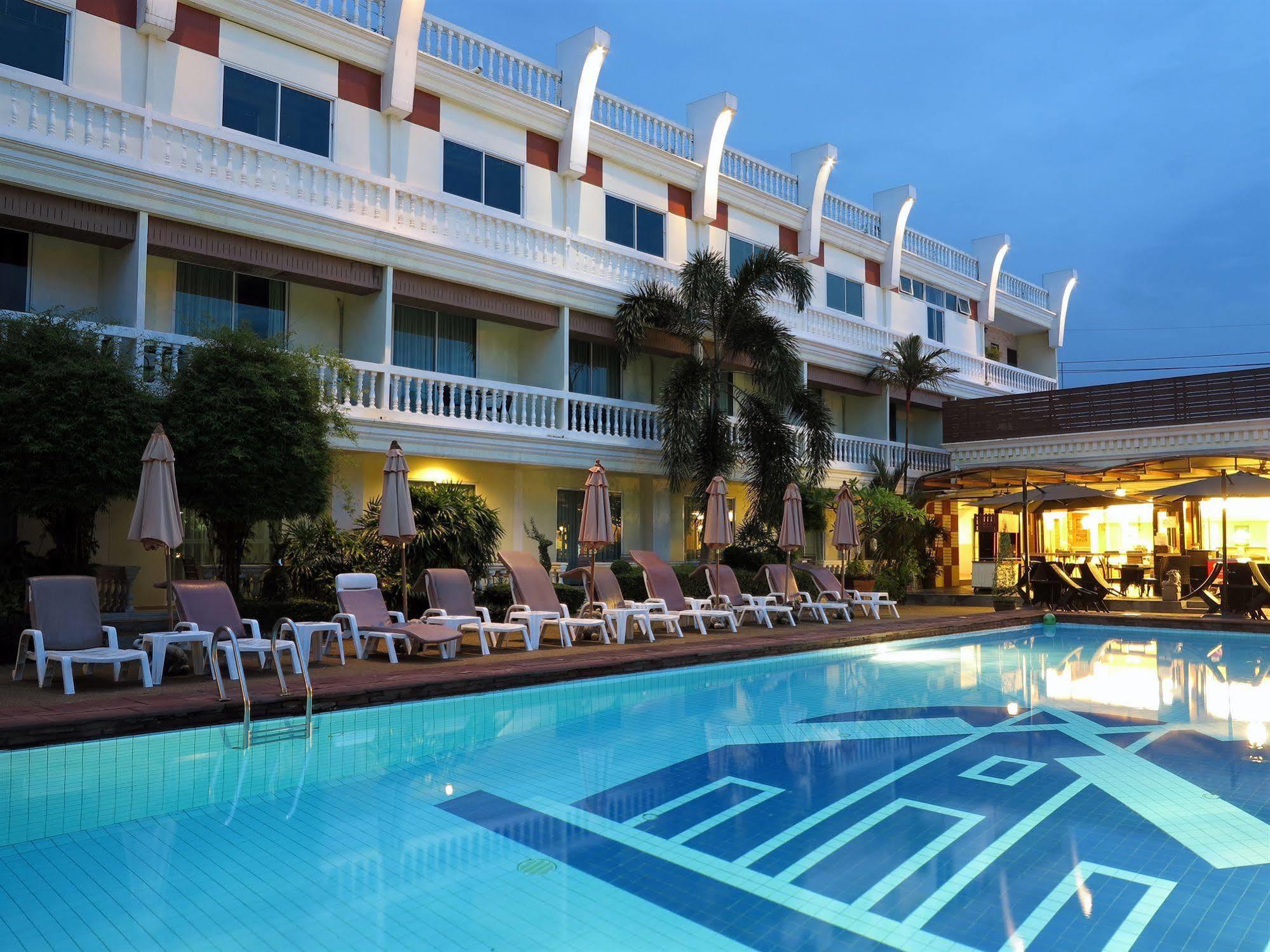 Windmill Resort Hotel Pattaja Kültér fotó